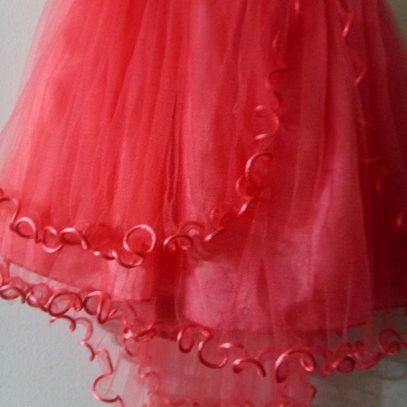 Dress - Picture 3 of 5